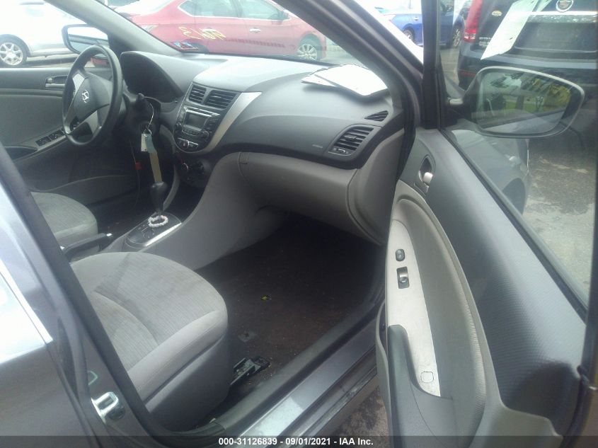 2016 HYUNDAI ACCENT SE KMHCT4AE1GU964613