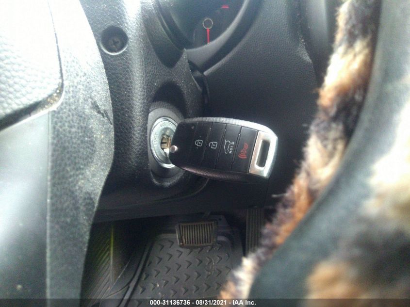 2014 KIA SOUL BASE KNDJN2A28E7004569