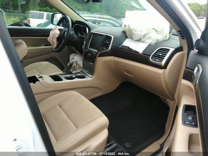 2017 JEEP GRAND CHEROKEE LAREDO 1C4RJFAG6HC842712
