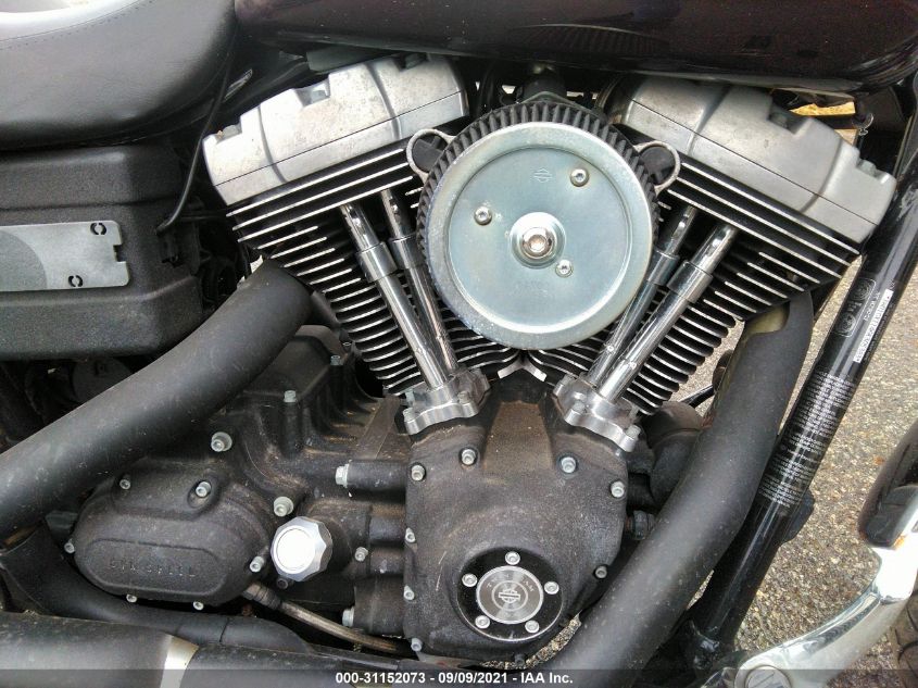 2006 HARLEY-DAVIDSON FXDBI 1HD1GX1146K305383