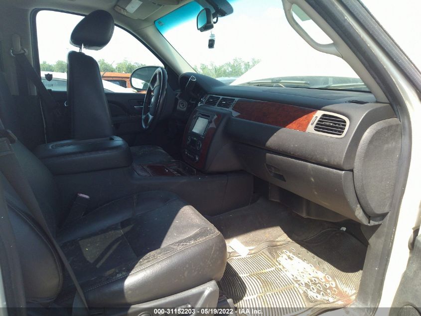 2013 CHEVROLET TAHOE LTZ 1GNSCCE05DR249817