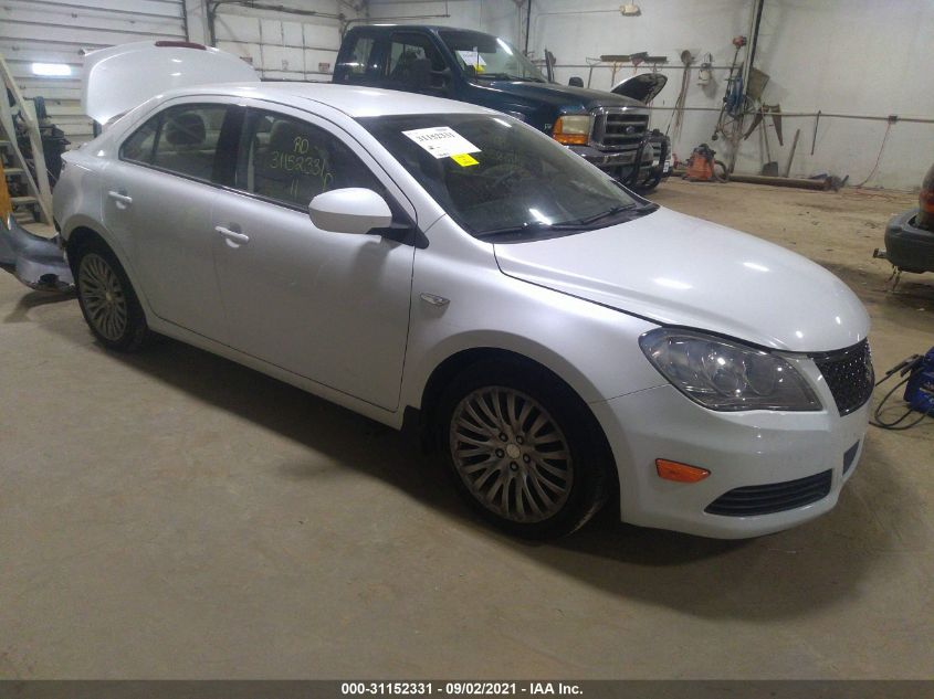 2011 SUZUKI KIZASHI