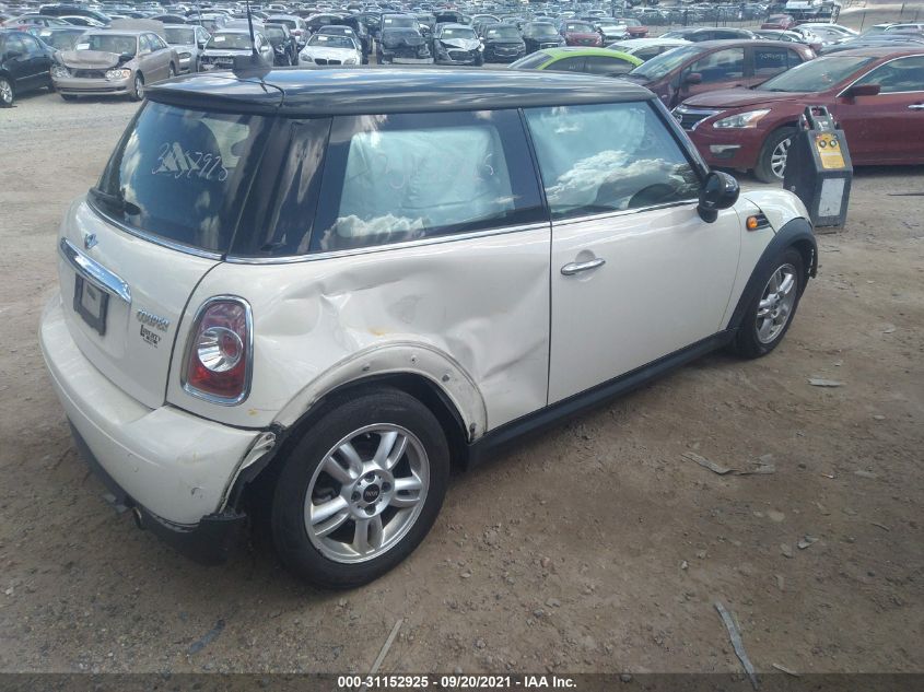 2013 MINI COOPER HARDTOP WMWSU3C54DT546825