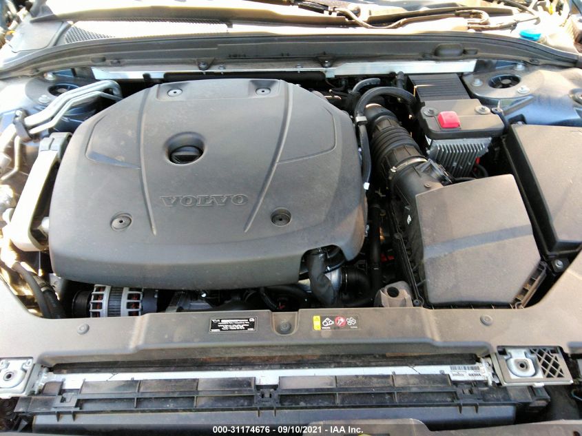 Auction sale of the 2019 VOLVO S60 , vin: 7JRA22TL2KG013103, lot number: 31174676
