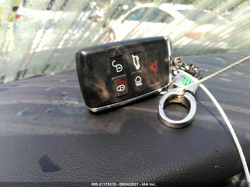 Auction sale of the 2021 LAND ROVER RANGE ROVER SPORT , vin: SALWR2SU7MA760253, lot number: 31175318