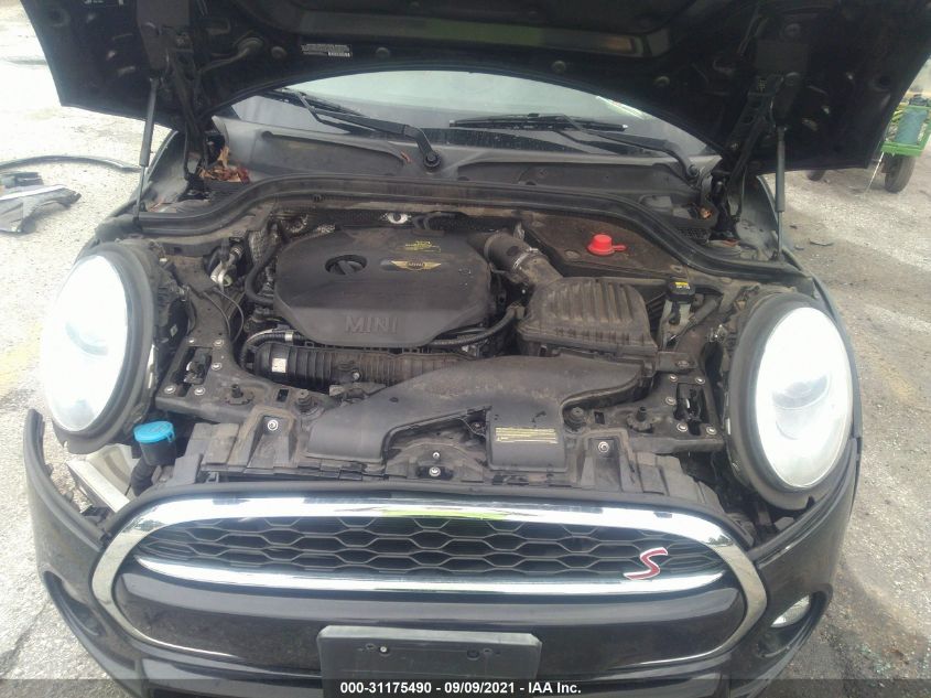 2015 MINI COOPER HARDTOP S WMWXP7C5XF2A38097