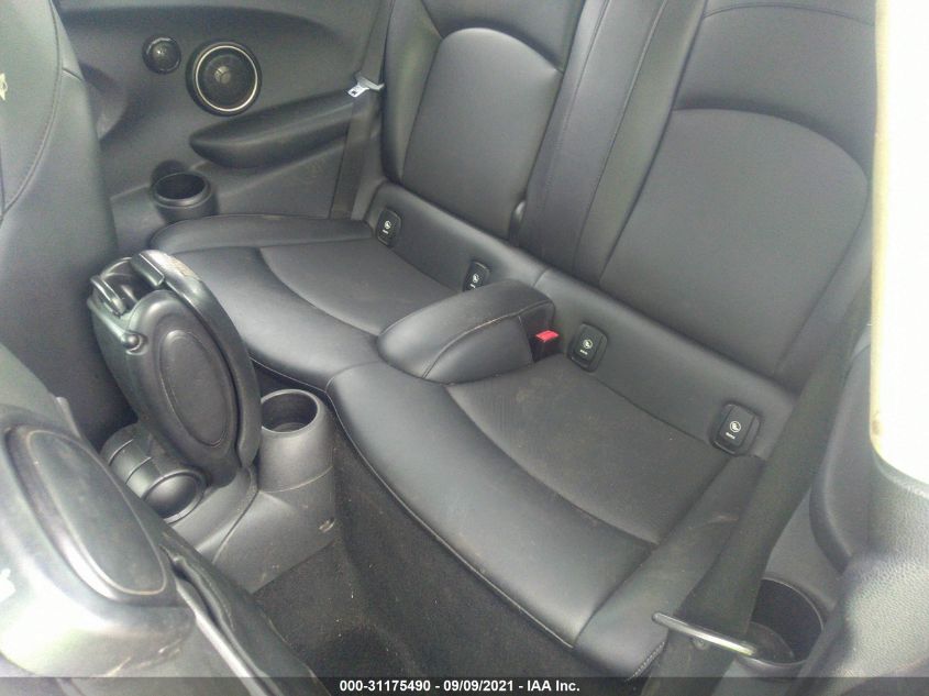 2015 MINI COOPER HARDTOP S WMWXP7C5XF2A38097