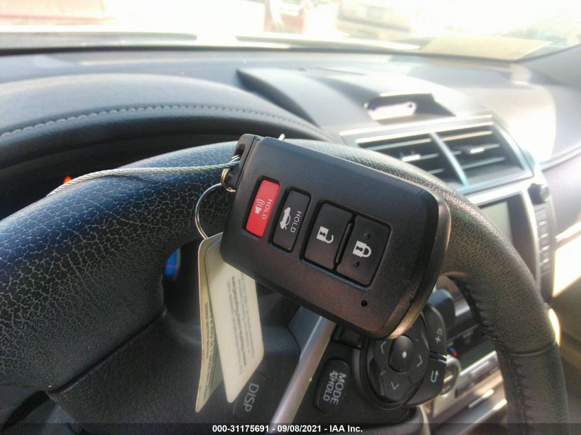 2013 TOYOTA CAMRY HYBRID LE/XLE 4T1BD1FK3DU073725
