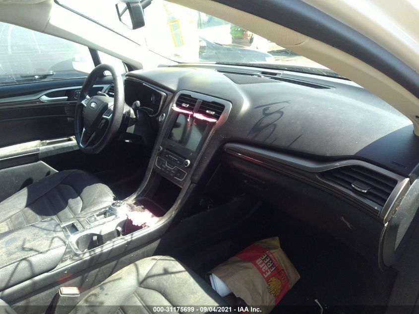 2017 FORD FUSION SE 3FA6P0H92HR203451