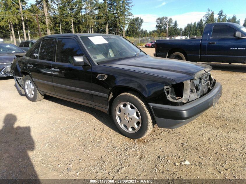 WDBEA26D5KA966669 Mercedes-benz 260 Photo 1
