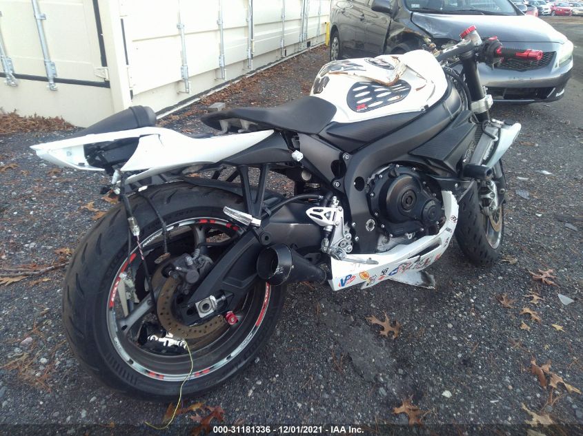 2011 SUZUKI GSX-R600 JS1GN7FA9B2102892