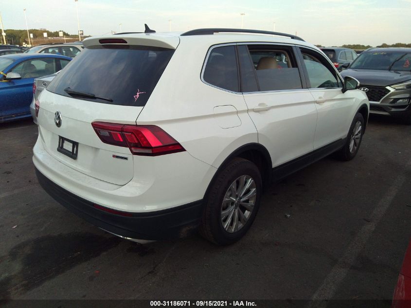 2019 VOLKSWAGEN TIGUAN SE 3VV2B7AX0KM085141