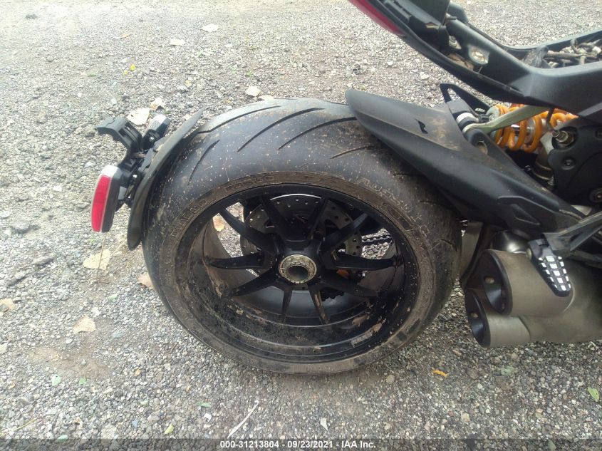2022 DUCATI DIAVEL ZDMGAHRW6NB005351