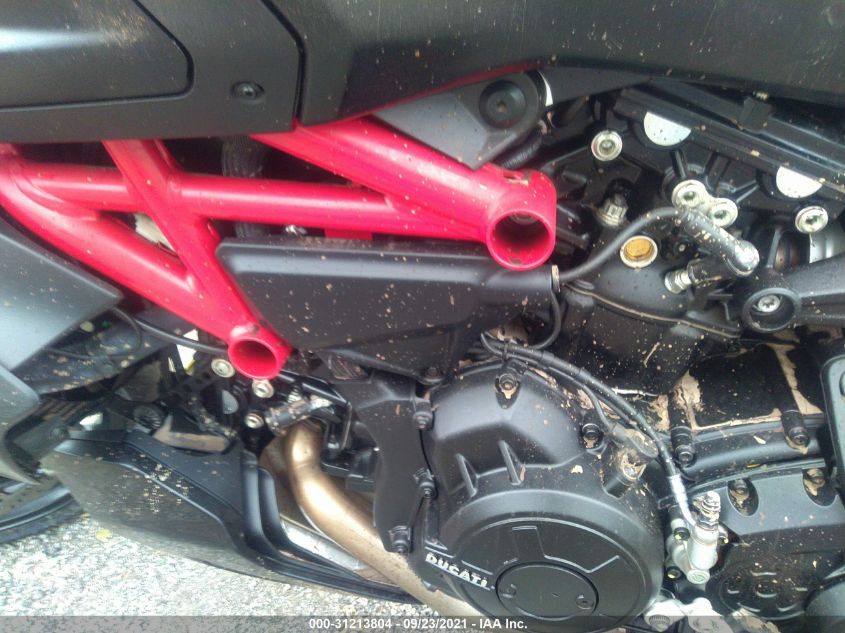 2022 DUCATI DIAVEL ZDMGAHRW6NB005351