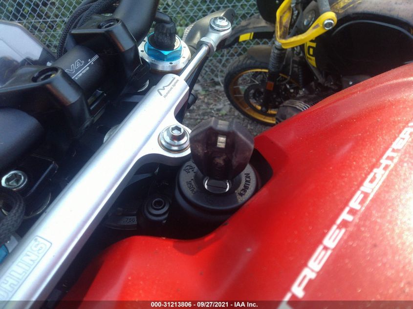 2021 DUCATI STREETFIGHTER V4/V4S ZDMFAKNW3MB006745