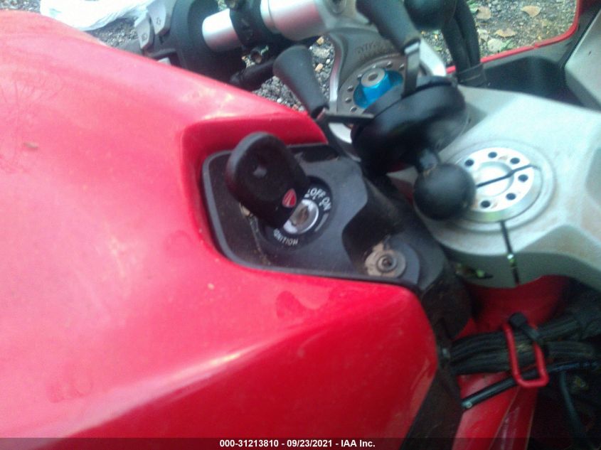 2017 DUCATI SUPERSPORT ZDMVABDS9HB002960
