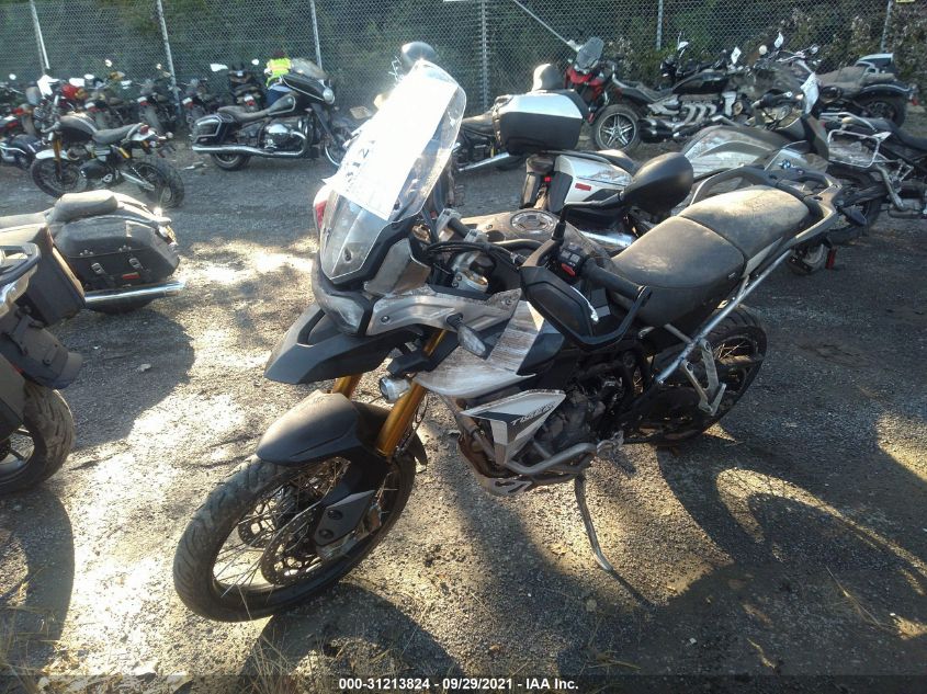 2022 TRIUMPH MOTORCYCLE TIGER SMTE67DF8NTAI0796