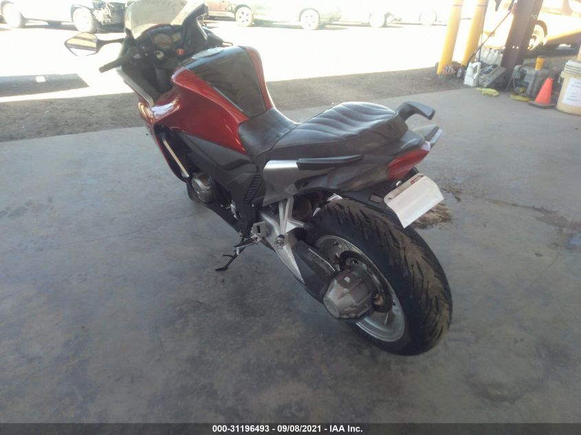 2010 HONDA VFR1200 F JH2SC6310AK000889