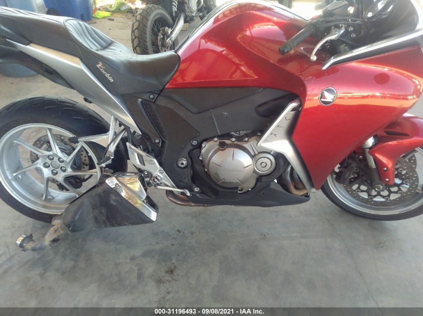 2010 HONDA VFR1200 F JH2SC6310AK000889