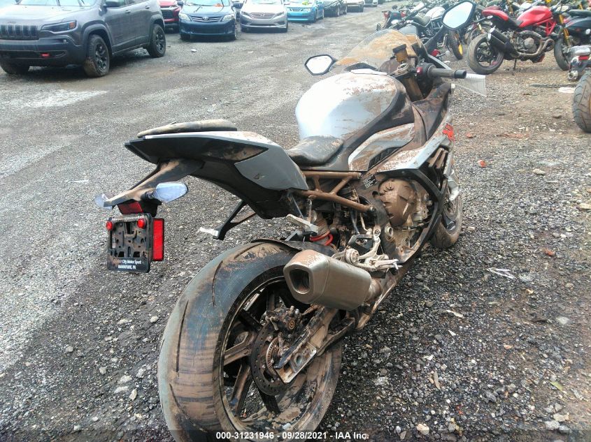 2021 BMW S 1000 RR WB10E2302M6E77511