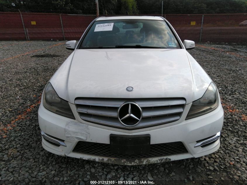 2013 MERCEDES-BENZ C-CLASS C 300 WDDGF8AB7DR277845