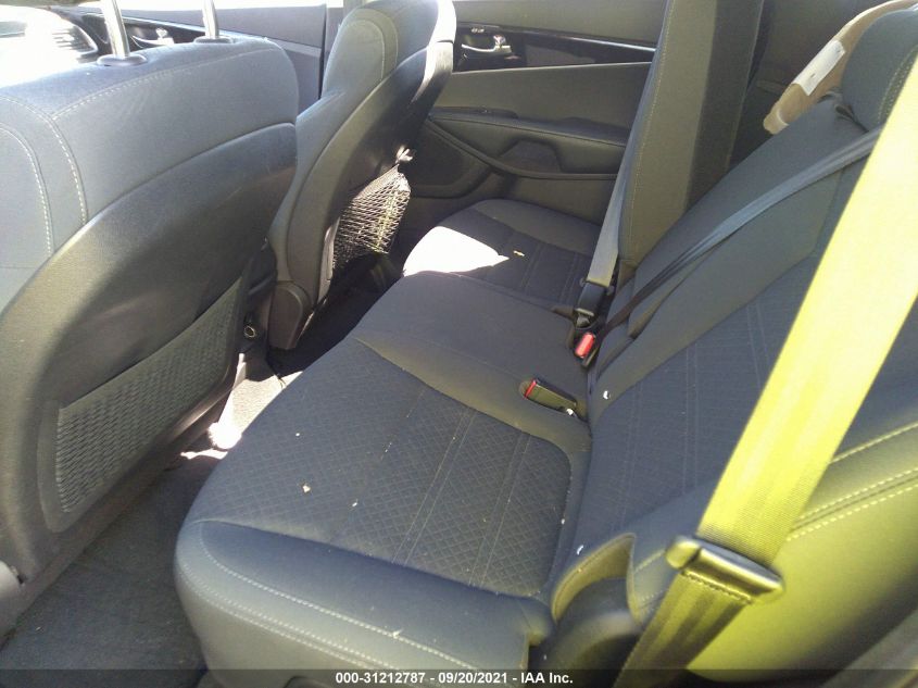 2017 KIA SORENTO LX V6 5XYPGDA58HG321317