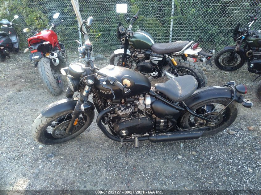 2018 TRIUMPH MOTORCYCLE BONNEVILLE BOBBER BLACK SMTD53HL1JT869159