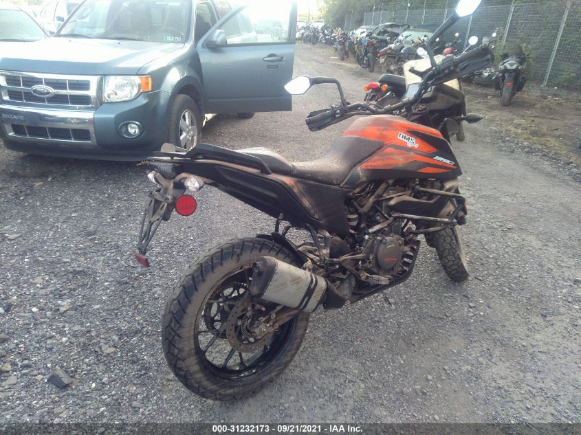 2021 KTM RC390 MD2JGJ403MC224572