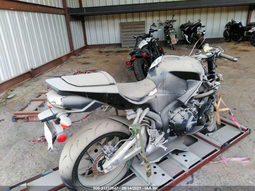 2015 HONDA CBR600 RR JH2PC4000FK800220
