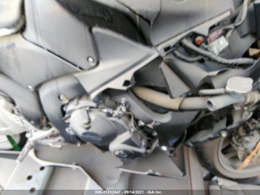 2015 HONDA CBR600 RR JH2PC4000FK800220