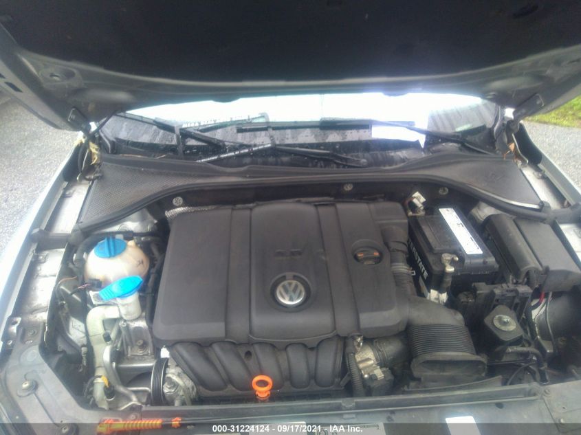2013 VOLKSWAGEN PASSAT S 1VWAP7A37DC055029