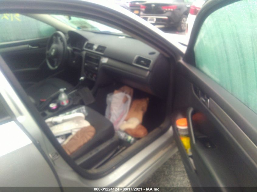 2013 VOLKSWAGEN PASSAT S 1VWAP7A37DC055029