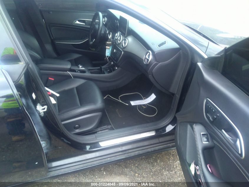 2015 MERCEDES-BENZ CLA-CLASS CLA 250 WDDSJ4GB2FN180684