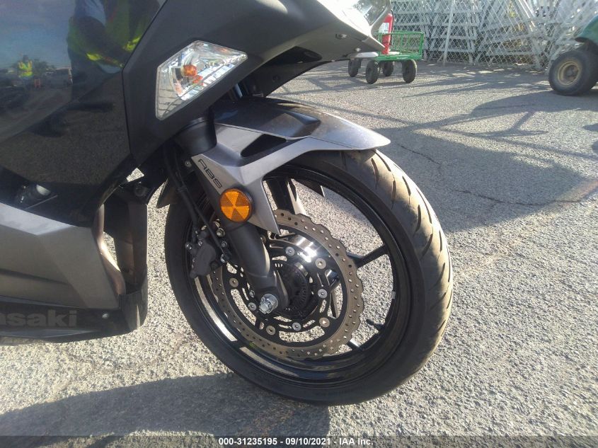 2021 KAWASAKI EX400 JKAEXKG10MDAA9218