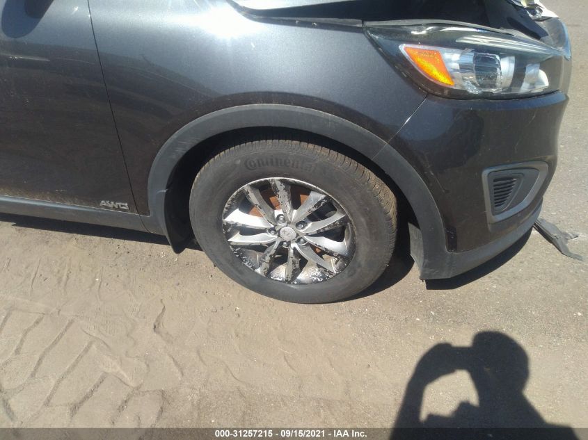 2016 KIA SORENTO LX 5XYPGDA34GG068204