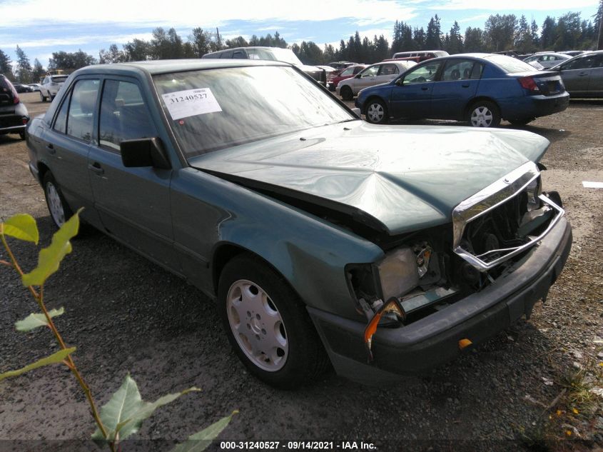WDBEA26D4KB039138 Mercedes-benz 260 Photo 1