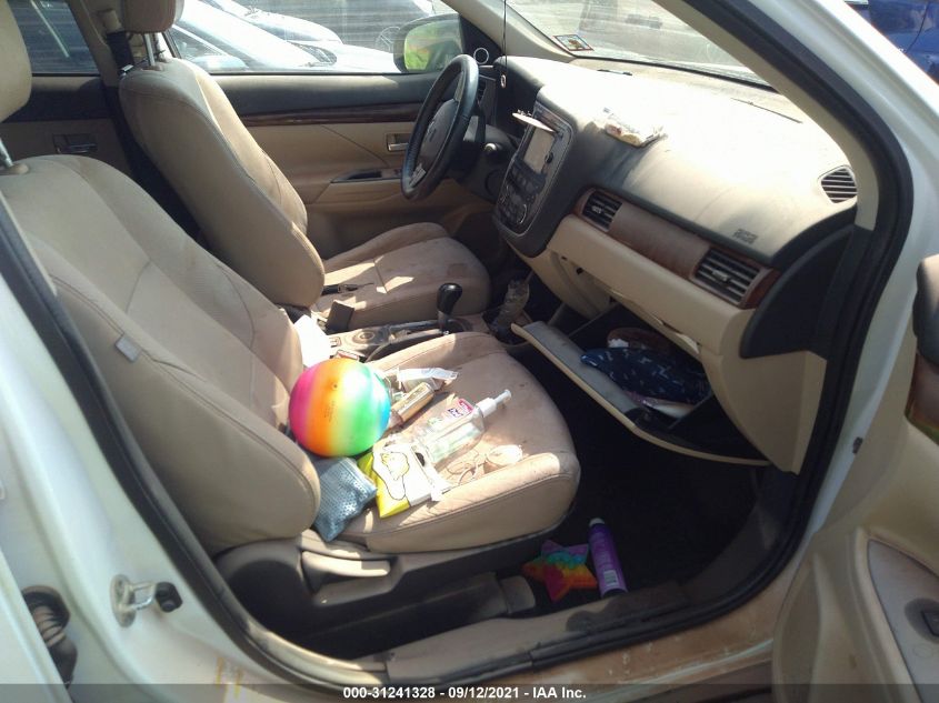 2014 MITSUBISHI OUTLANDER SE JA4AZ3A33EZ006392