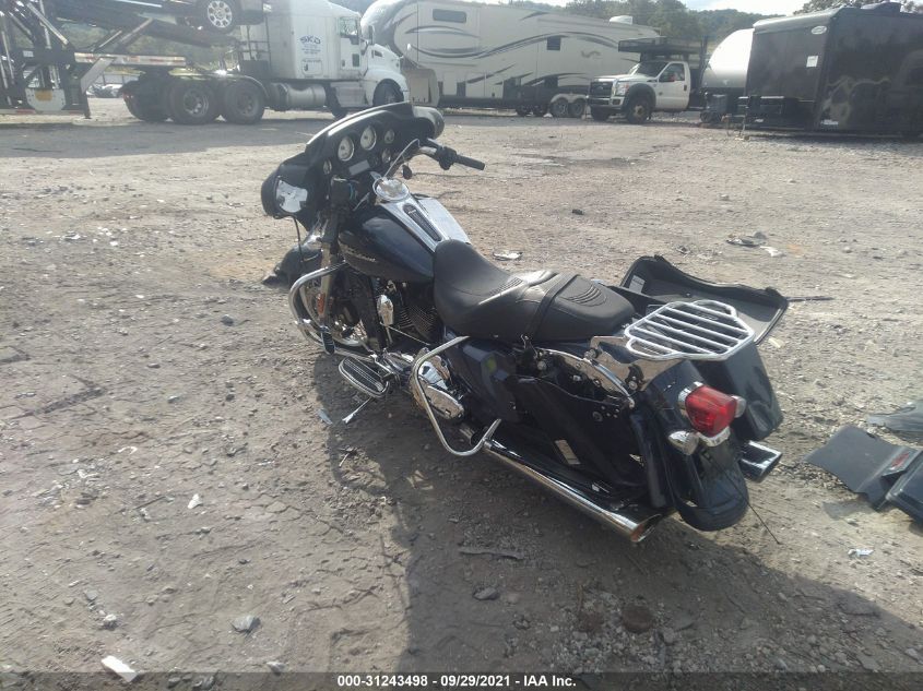 2009 HARLEY-DAVIDSON FLHX 1HD1KB4199Y649936