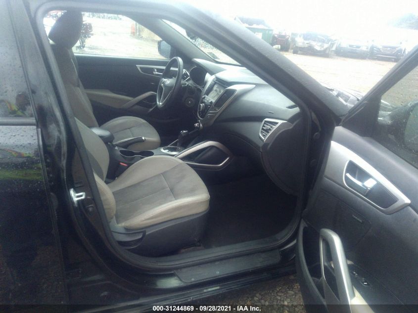 2013 HYUNDAI VELOSTER W/GRAY INT KMHTC6AD9DU158081