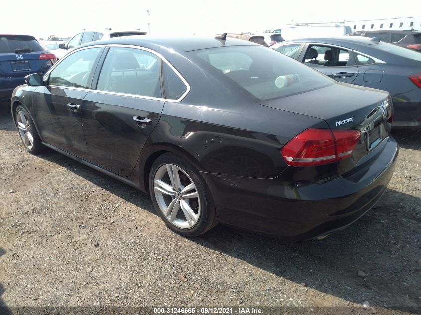 2014 VOLKSWAGEN PASSAT TDI SE W/SUNROOF 1VWBN7A39EC001873