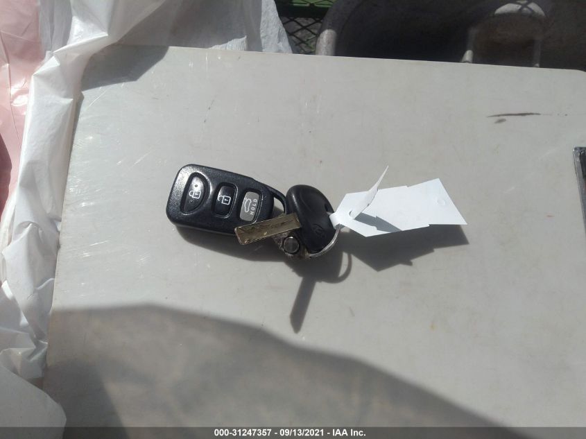 2013 HYUNDAI SONATA GLS PZEV 5NPEB4ACXDH556339