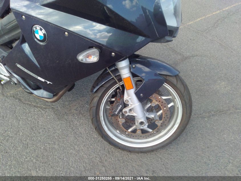2010 BMW F800 ST WB1024404AZR12555