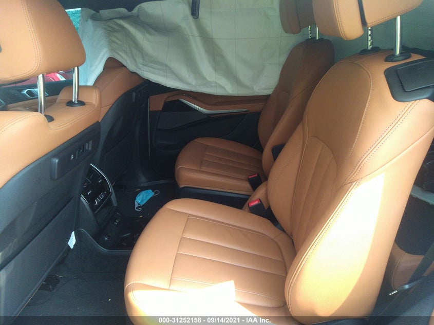BMW X7 2021