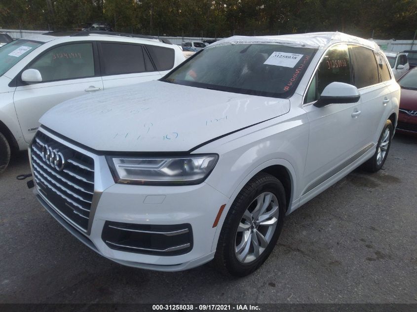 2017 AUDI Q7 PREMIUM WA1AAAF74HD020939