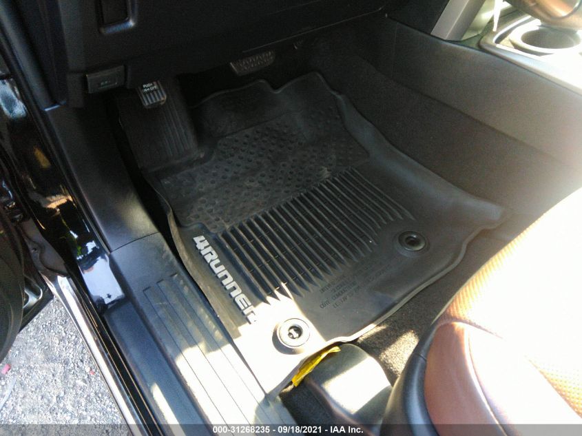 2019 TOYOTA 4RUNNER SR5 JTEBU5JR9K5720163