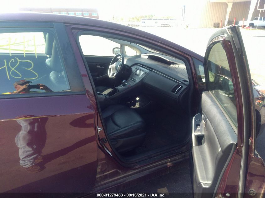 2013 TOYOTA PRIUS ONE/TWO/THREE/FOUR/FIVE JTDKN3DU2D5581213