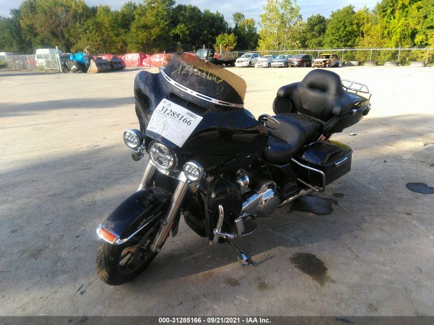 2019 HARLEY-DAVIDSON FLHTK 1HD1KEF13KB621024