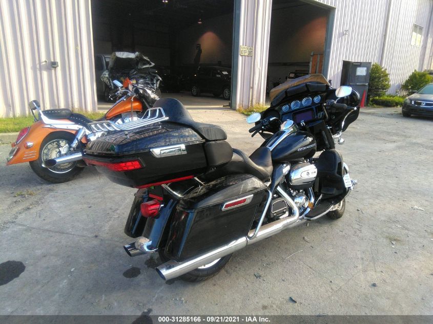 2019 HARLEY-DAVIDSON FLHTK 1HD1KEF13KB621024