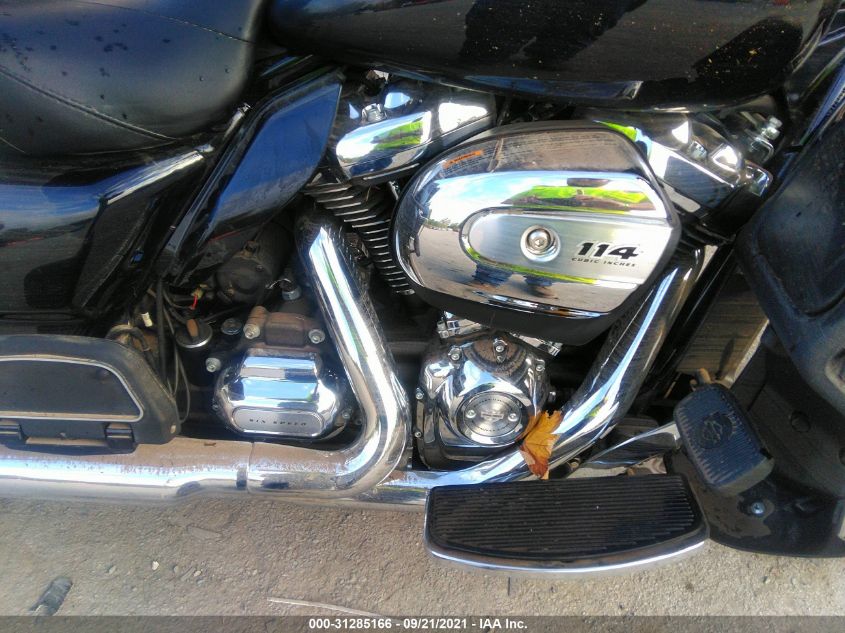2019 HARLEY-DAVIDSON FLHTK 1HD1KEF13KB621024