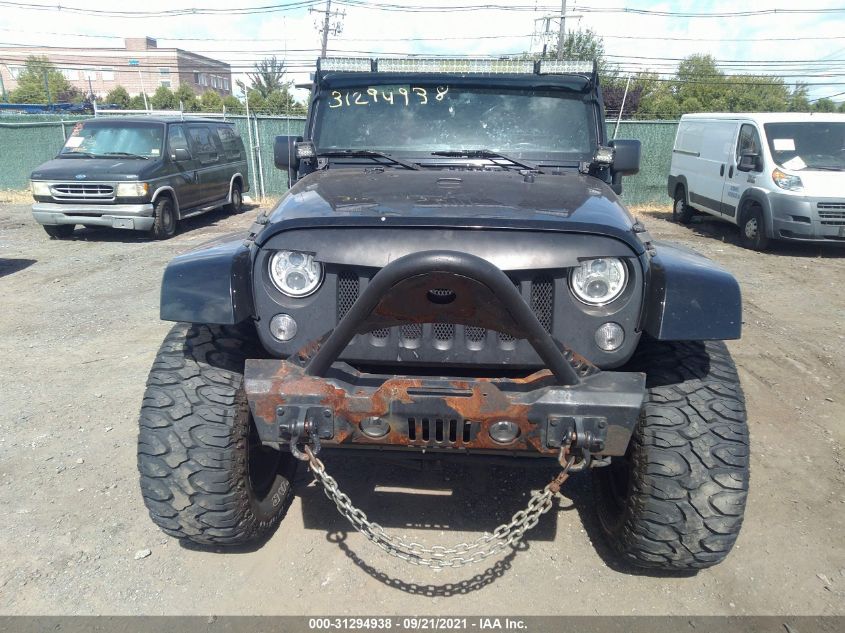 2016 JEEP WRANGLER UNLIMITED SAHARA 1C4HJWEG8GL102664